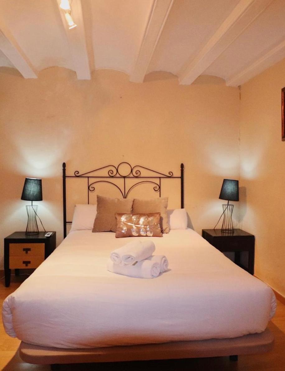Private Rooms In City Center 바르셀로나 외부 사진